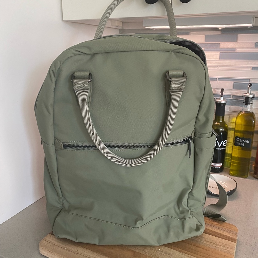 Open Story Laptop backpack